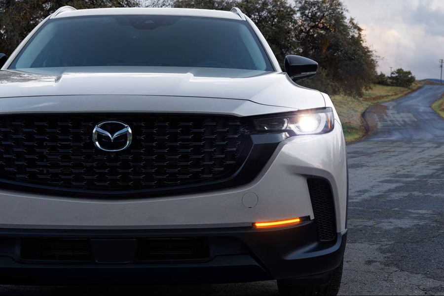 Prueba: Mazda CX-50 Híbrido Premium del 2026, nunca se queda corto en potencia
