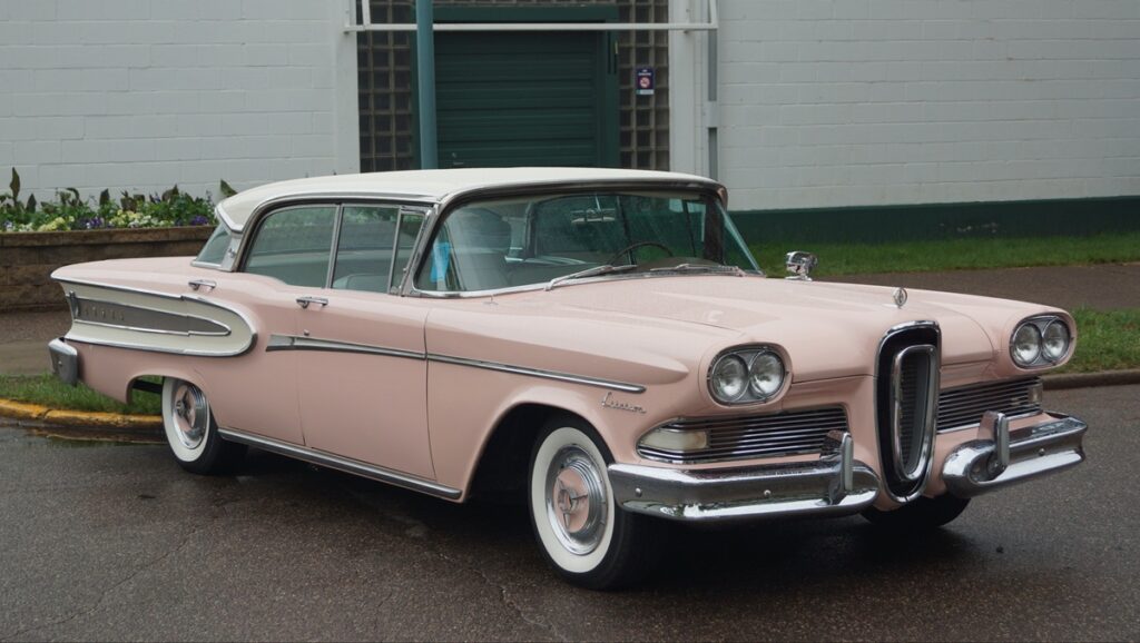 Los 5 fracasos automotrices más caros de la historia: prometían conquistar el mundo y terminaron en ruinas